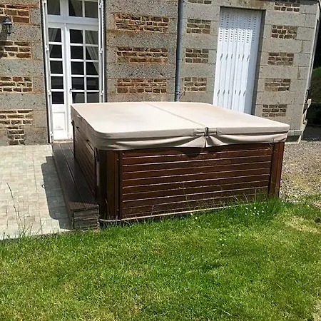Chateau Anaselle Bed & Breakfast Condé-sur-Noireau