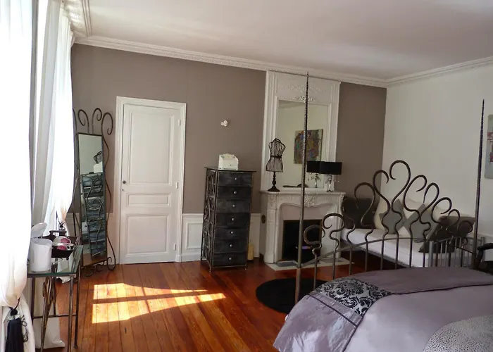 Chateau Anaselle Nocleg ze śniadaniem