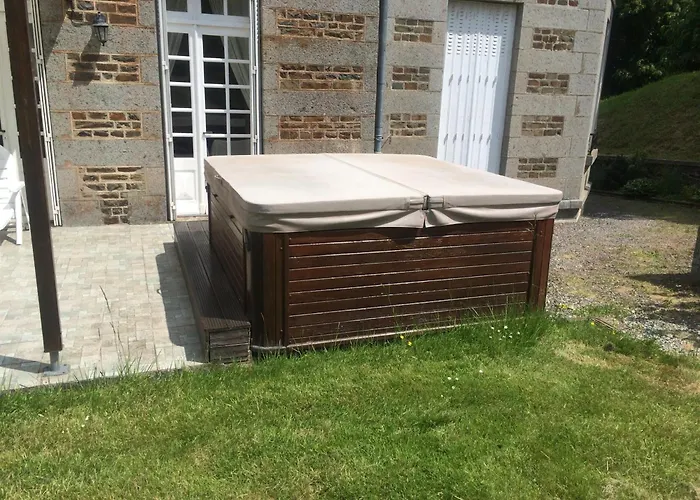 Chateau Anaselle Nocleg ze śniadaniem Condé-sur-Noireau